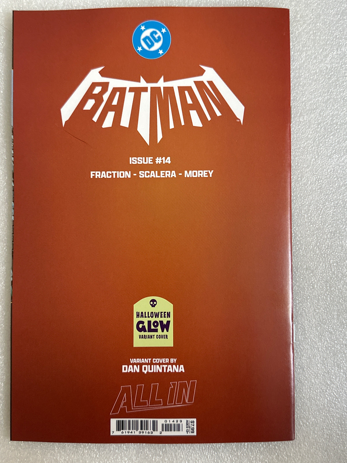 Batman #14 Halloween Glow Quintana Variant Cover DC 2026
