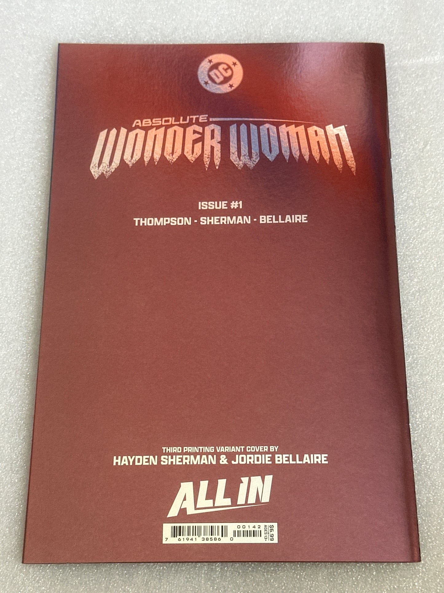 Absolute Wonder Woman 1 Foil Variant DC 2025