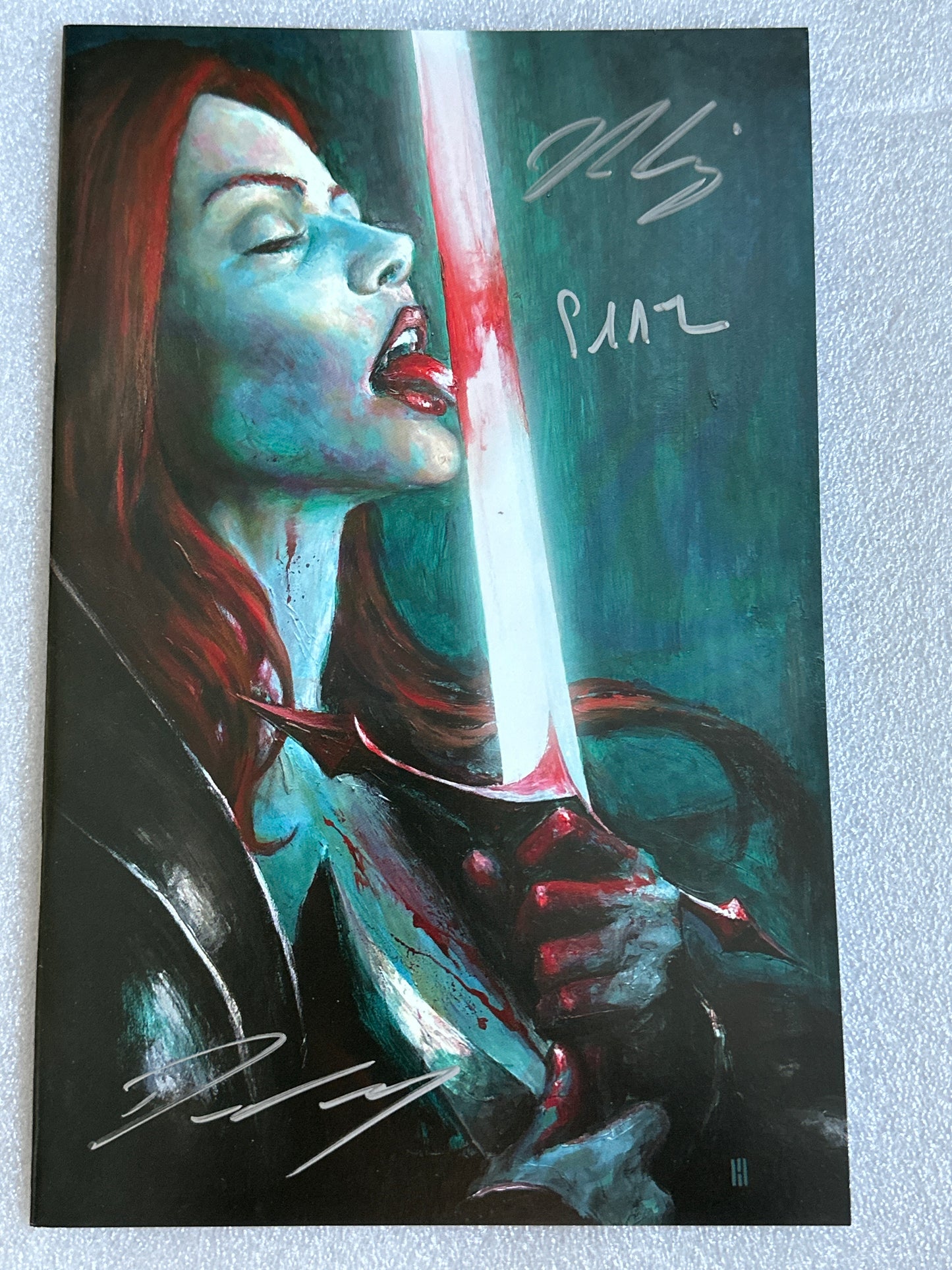 Essessa #1 Mike Choi Virgin Variant Tripple Signed Stranger Comics 2018