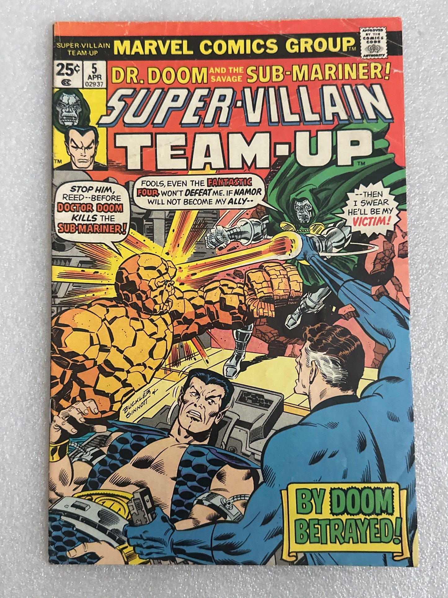 Super-Villain Team-Up #5 Dr. Doom & Sub-Mariner Marvel 1976