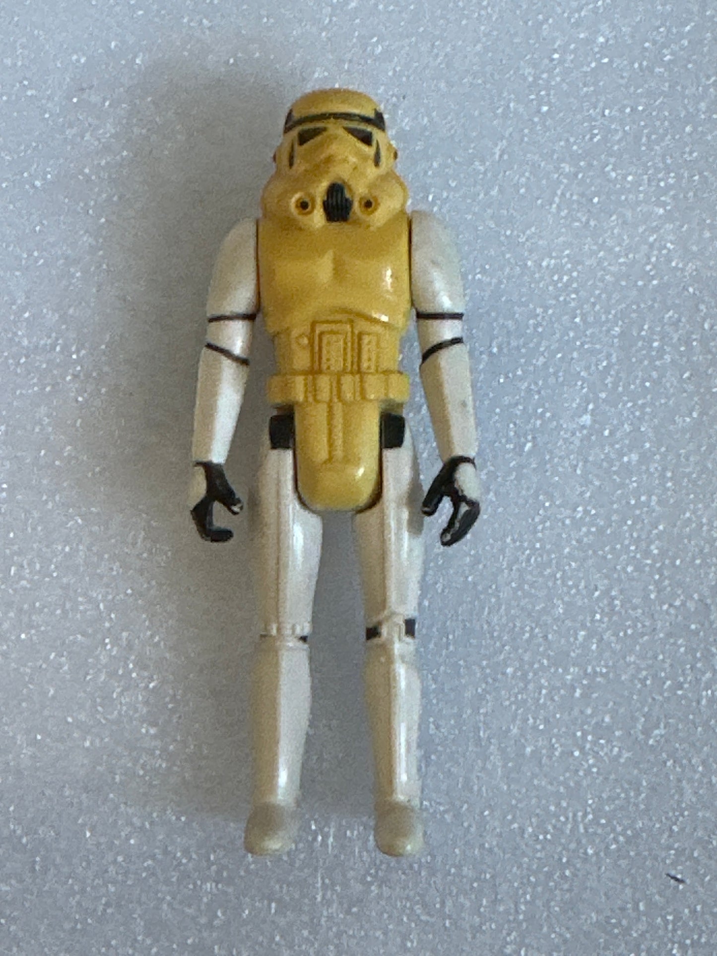 Stormtrooper (yellowed) 1977 Kenner Star Wars Figure