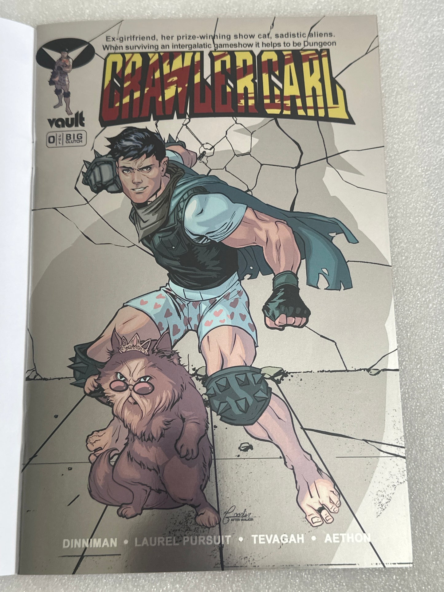 DUNGEON CRAWLER CARL #0 Gooden Invincible SDCC B&W Spot Foil Variant Vault 2026