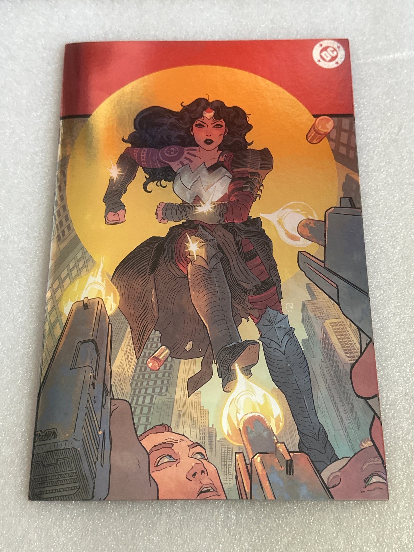 Absolute Wonder Woman 2 Foil Variant DC 2025